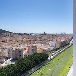 Sky View Design And Relax View With Free Parking *